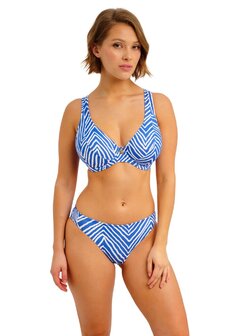 Freya Fiji Falls High Apex Bikinitop Blauw &ndash; High Apex lift &amp; ondersteuning t/m cup M