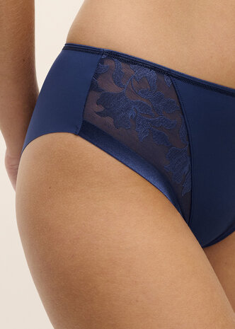 Fantasie Illusion Slip Donkerblauw &ndash; Comfortabel & elegant